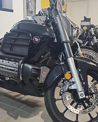 HONDA GL 1800 F6C GOLDWING