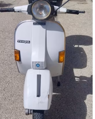 Vespa PX 125 del 1982.Un’autentica icona italiana