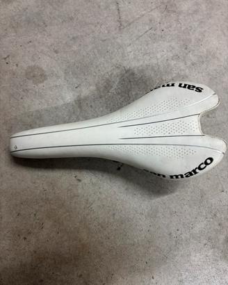 Sella bici da corsa San marco bianca