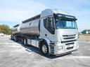 iveco-at260s42-e5-autotreno-trasporto-latte
