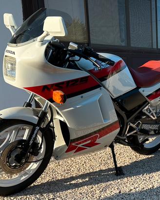 Honda ns 125r