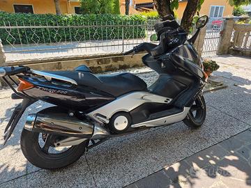 T max 2002