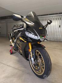 Aprilia RSV4 1100 factory