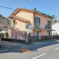 CASA INDIPENDENTE A RICCÒ DEL GOLFO DI SPEZIA