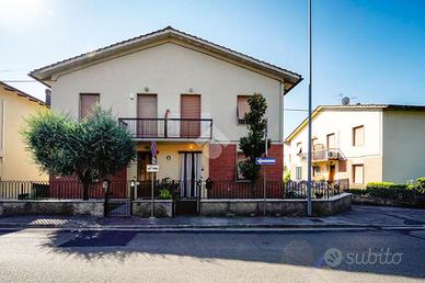 CASA INDIPENDENTE A POGGIO A CAIANO