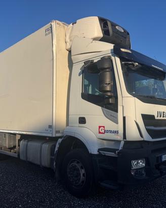 Iveco stralis 360 cella 8.50 e sponda 2017