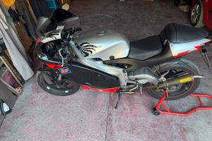 Aprilia rs 125 2005