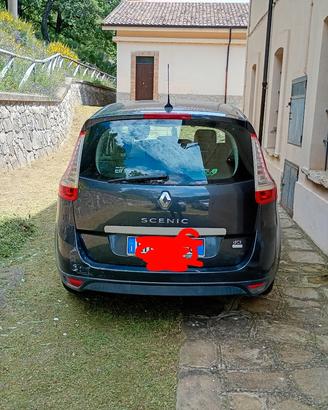 Renault scenic