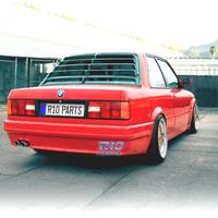 SPOILER GRIGLIA VETRO POSTERIORE PER BMW E30 82-94
