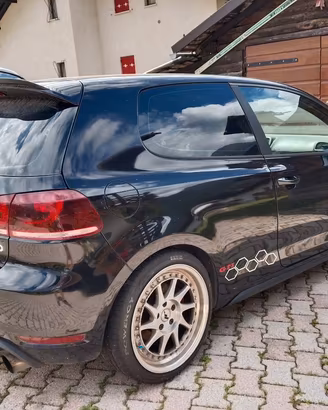 Volkswagen Golf GTI 6 