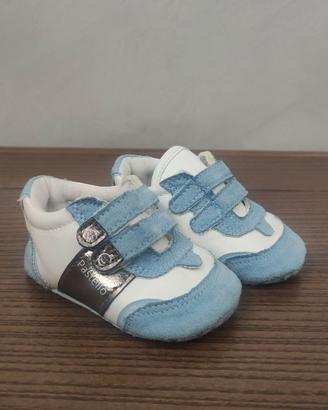 Scarpa misura 18 Pastello azzurro bianco e grigio