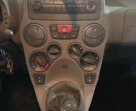 Fiat Panda 1.3 MJT 16V Emotion neopatentati