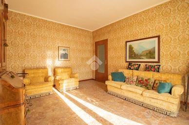 4 LOCALI A LUMEZZANE