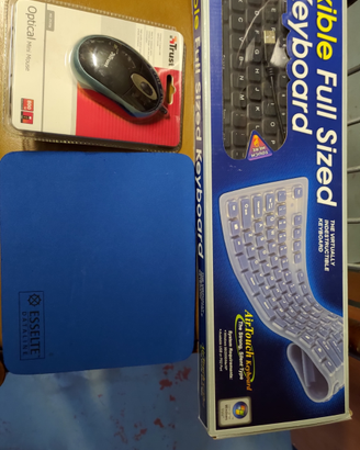 Tastiera flessibile+Mouse ottico Trust+tappet.+Hub