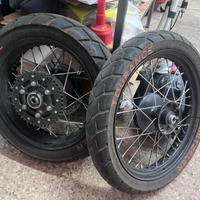 Cerchi a raggi Triumph 17 19