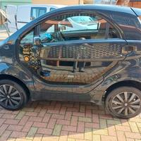 quadriciclo XEV YO YO (elettrico)