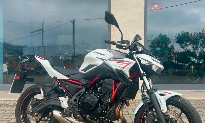 KAWASAKI Z 650 +CONSEGNA GRATUITA A DOMICILIO