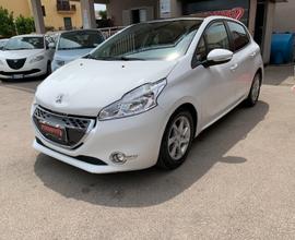 Peugeot 208 1.4 e-HDi 68 CV S&S robotizzato 5 port