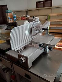 affettatrice trifase 