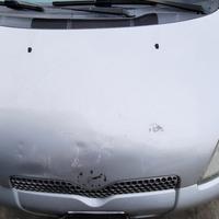 TOYOTA YARIS 2000 - COFANO ANTERIORE