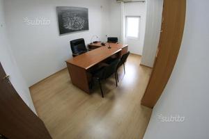 Studio incluso arredo, fibra, parcheggi