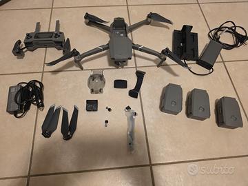 DJI Mavic 2 Zoom Fly More Combo  con Accessori