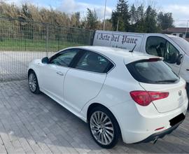 Alfa Romeo Giulietta pari al nuovo PERFETTA