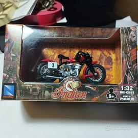 Serie 12 modellini Moto Indian scala 1 : 32