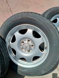 4 ruote nuove complete di copertoni 225/60 R16 