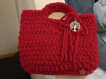 Borsetta artigianale in ciniglia 