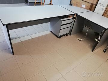 scrivania cm 1.80 con cassetti 