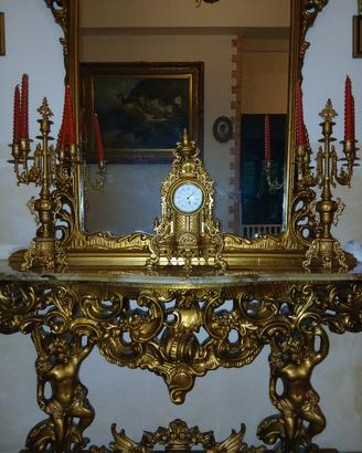 consolle in oro 