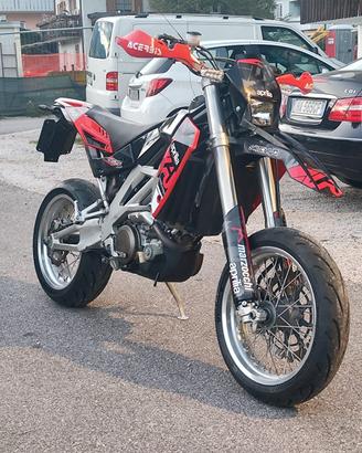 Aprilia SXV 550 2008