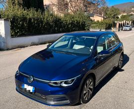 VOLKSWAGEN Golf 8ª serie - 2021