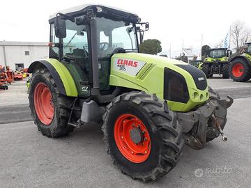 Trattore Claas AXOS 330