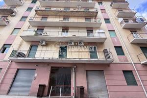 Trilocale in Via Giuseppe Sciva - Personalizza la