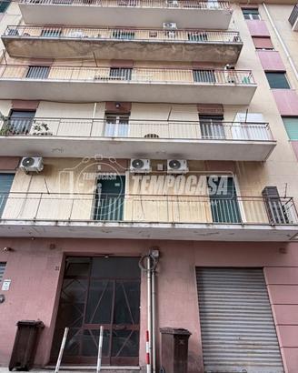 Trilocale in Via Giuseppe Sciva - Personalizza la