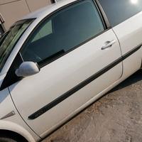 Porta anteriore sx renault megane II