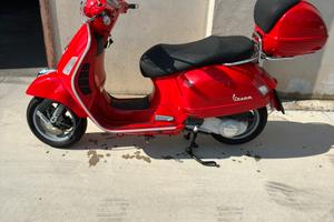 Vespa 250 gts