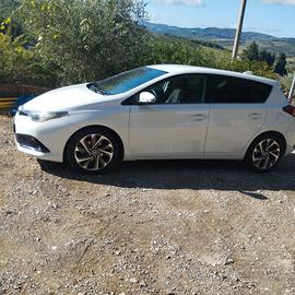 TOYOTA Auris 2ª serie - 2015
