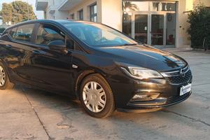 Opel Astra 1.5 Turbo Diesel 130 CV AT8 Edition