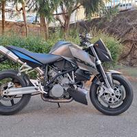 KTM 990 Super duke