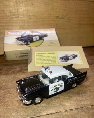 Chevrolet bel air patrol 1:43 con scatola