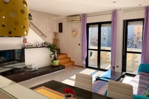 ATTICO con 2 TERRAZZI, Box Auto , Cantina