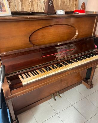 Pianoforte a muro Roeseler