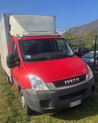 IVECO DAILY 35S14 3.0 CV 140 SOLO 27038KM