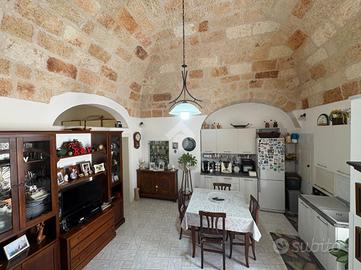 CASA INDIPENDENTE A POLIGNANO A MARE