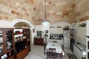 CASA INDIPENDENTE A POLIGNANO A MARE