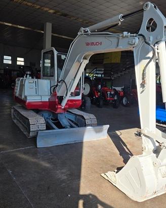 ESCAVATORE 60 TAKEUCHI