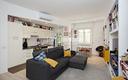 2-locali-con-balcone